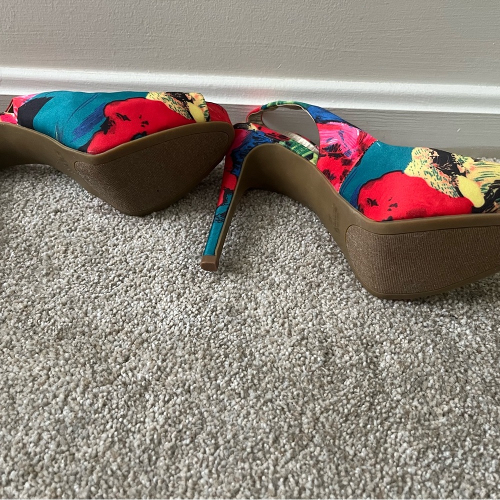 Colorful Peep Toe Slingback Heels - Picture 3 of 3